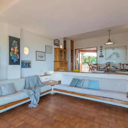 Casa vacanze Li Parrici By Interhome Aglientu